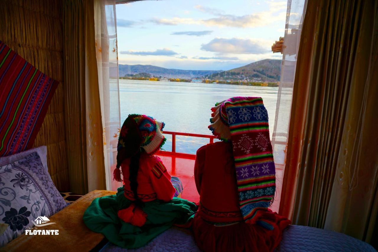 Vip Flotante Puno Exterior foto